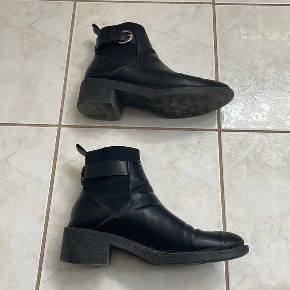 Chunky black Zara booties with pointed toe - Picture 5 of 14